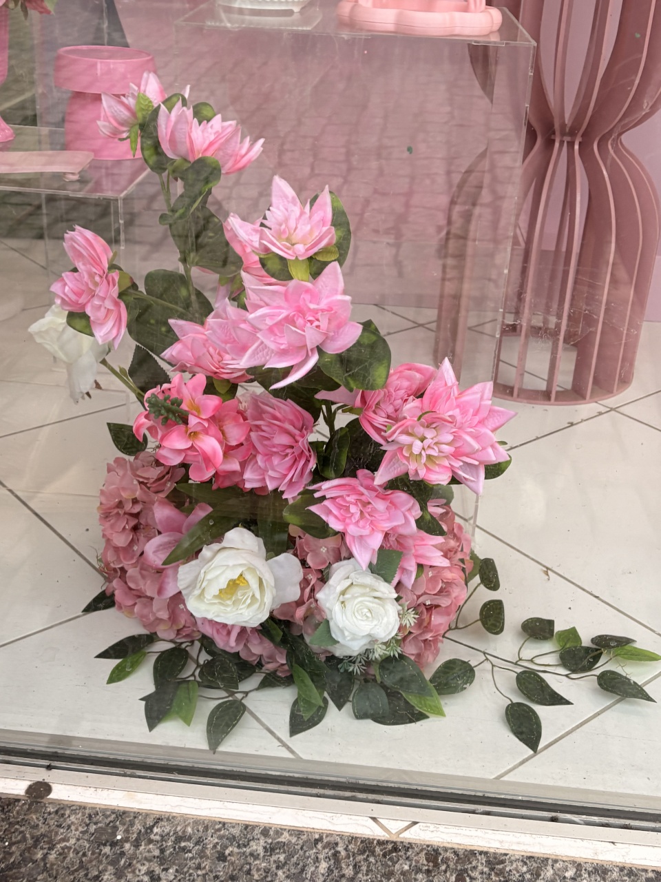 Arranjo Jardineira Floral - Dona mocinha 