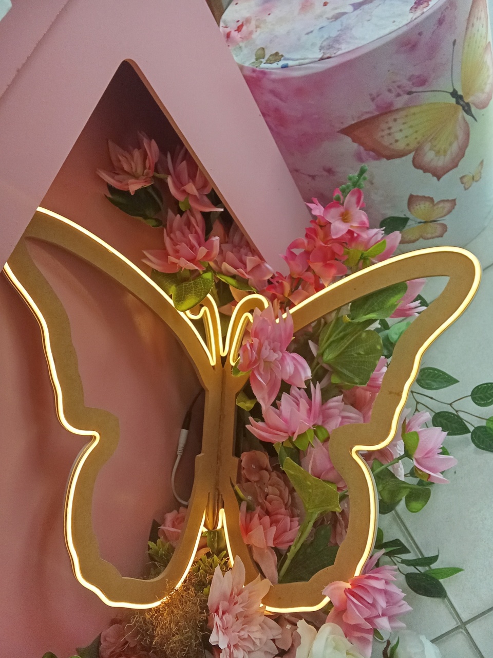Borboleta Led M - Dona mocinha 