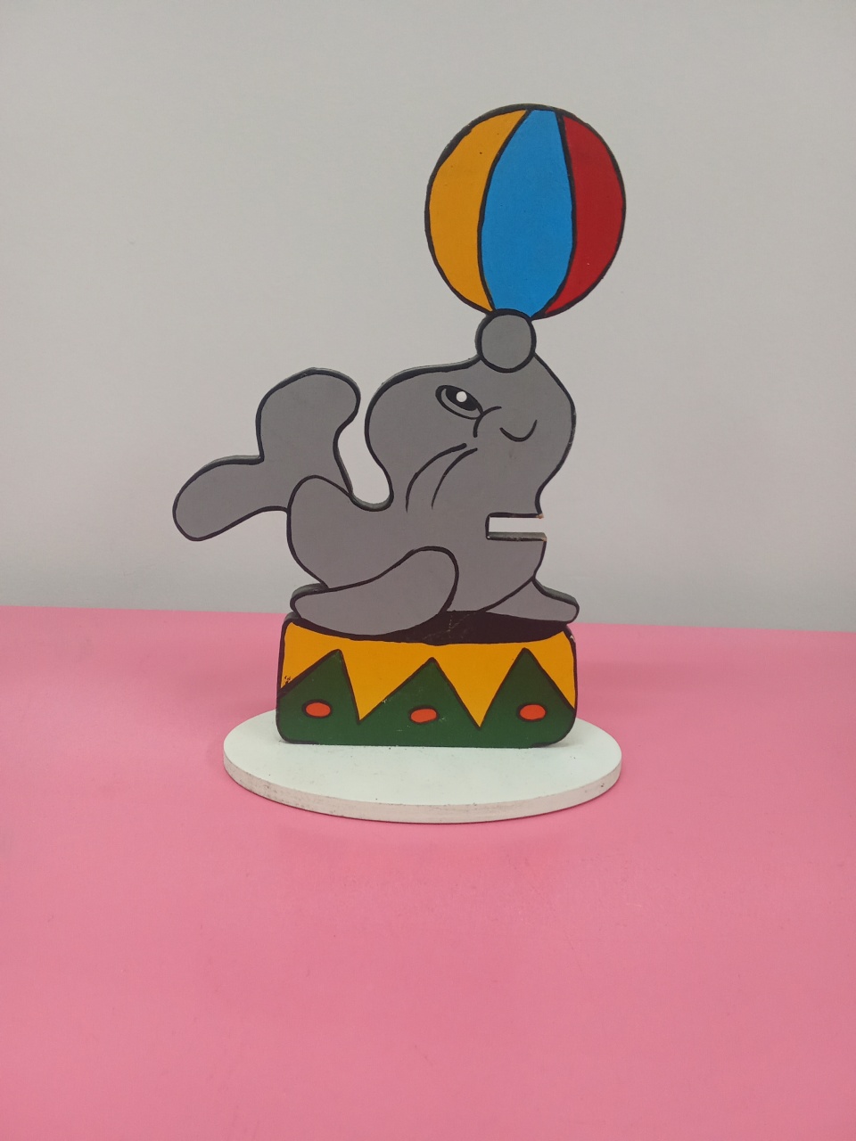 Display Foca Em Mdf de Mesa - Dona mocinha 