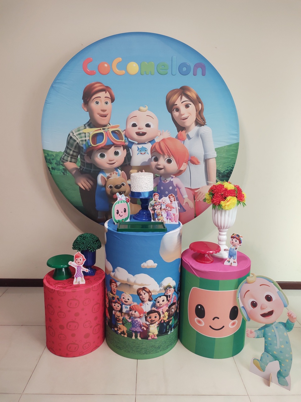 Cocomelon Kit 1 - Senhora Pig Pegue e Monte 