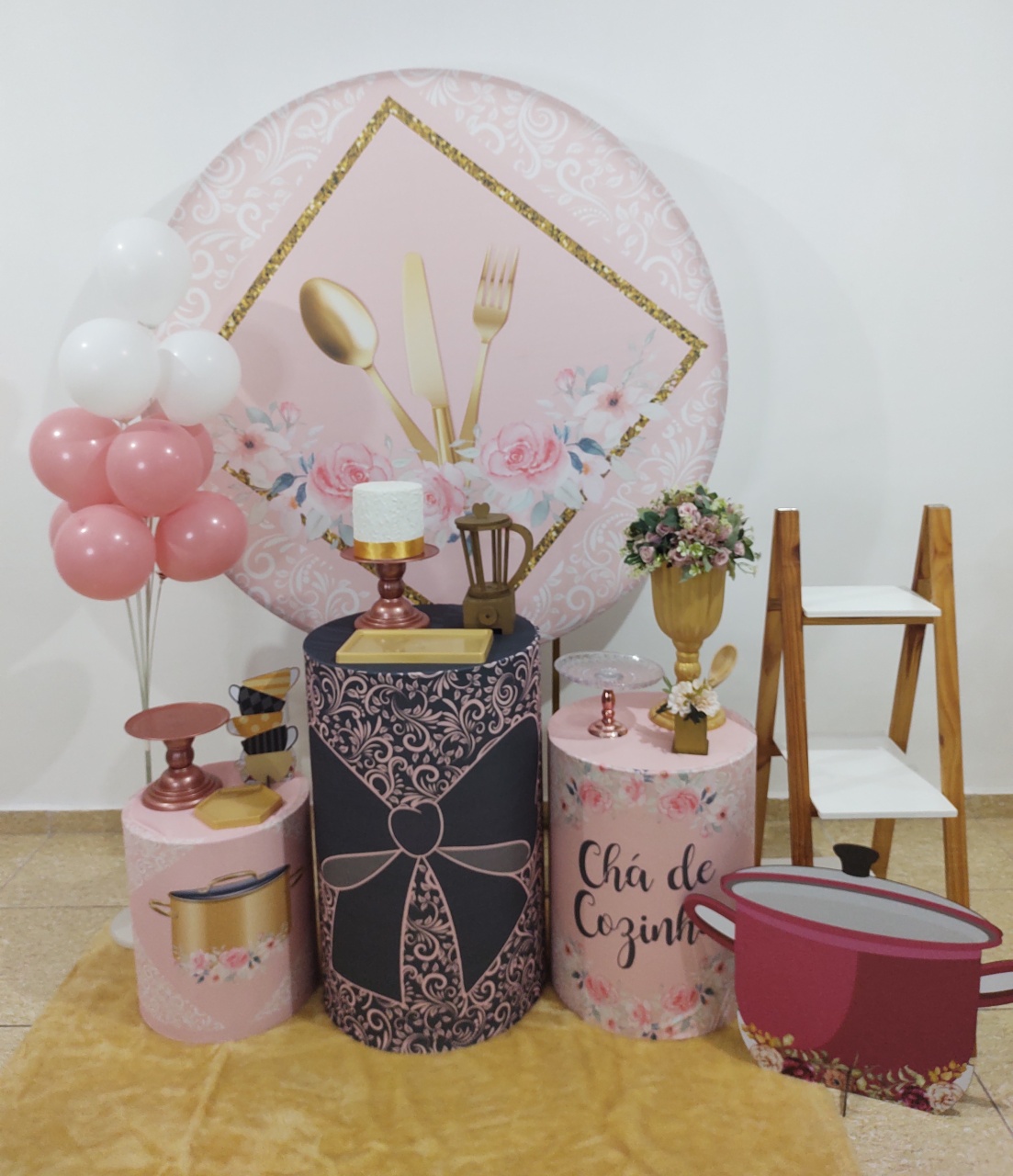 Chá de Cozinha Kit 2 - Senhora Pig Pegue e Monte 