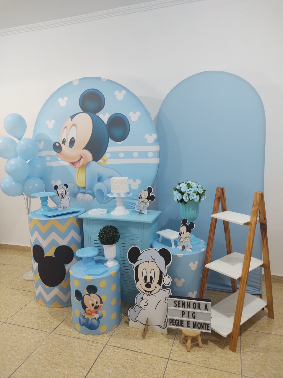 Mickey Baby Kit 3 - Senhora Pig Pegue e Monte 