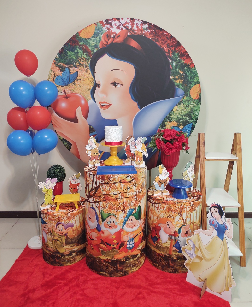 Branca de Neve E Os Sete Anões Kit 2 - Senhora Pig Pegue e Monte 