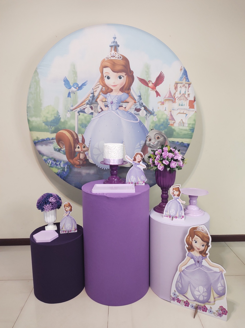 Princesinha Sofia Kit 1 - Senhora Pig Pegue e Monte 