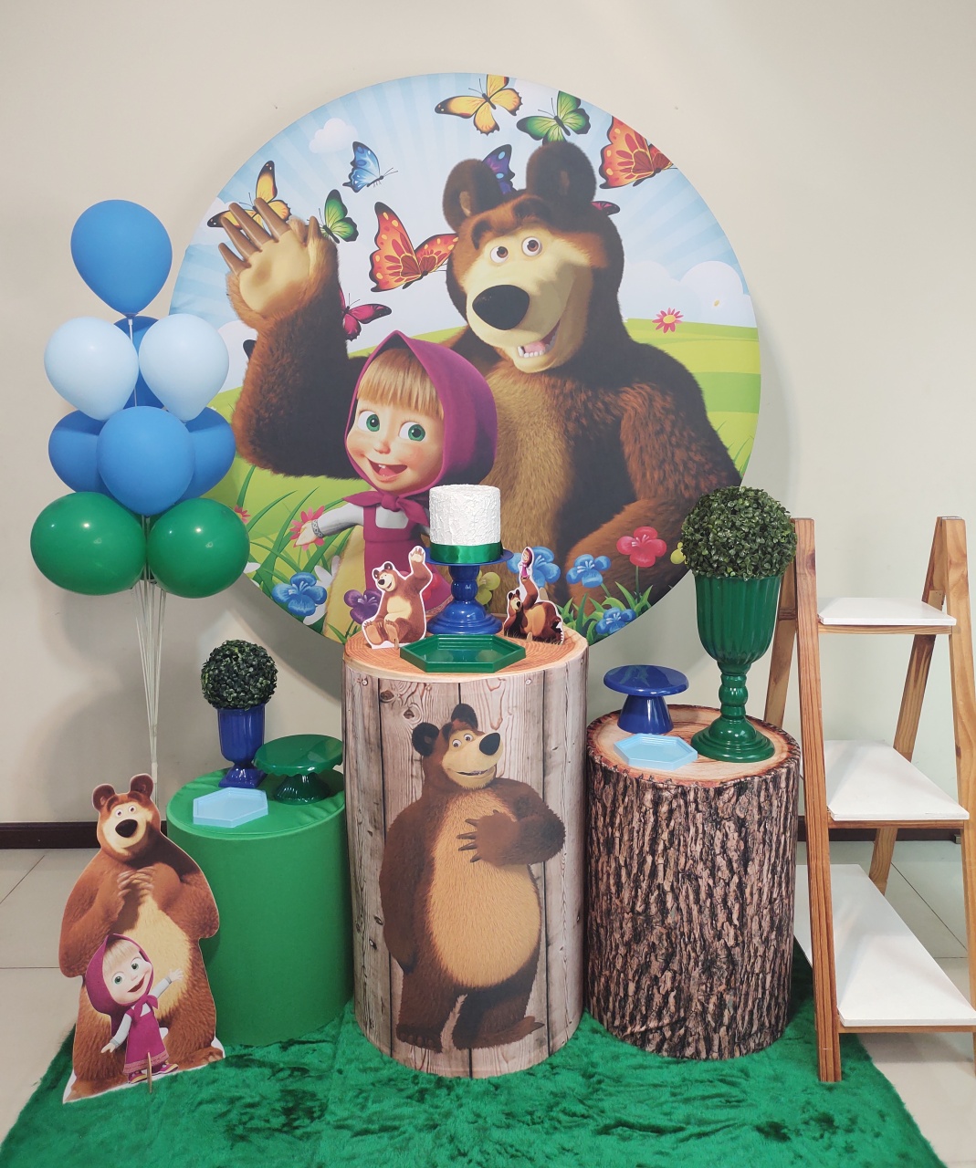 Masha E O Urso Meninos Kit 2  - Senhora Pig Pegue e Monte 