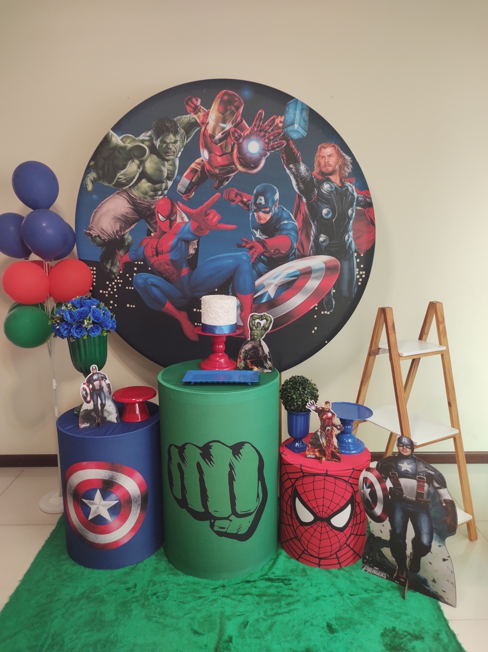 Vingadores Kit 2 - Senhora Pig Pegue e Monte 