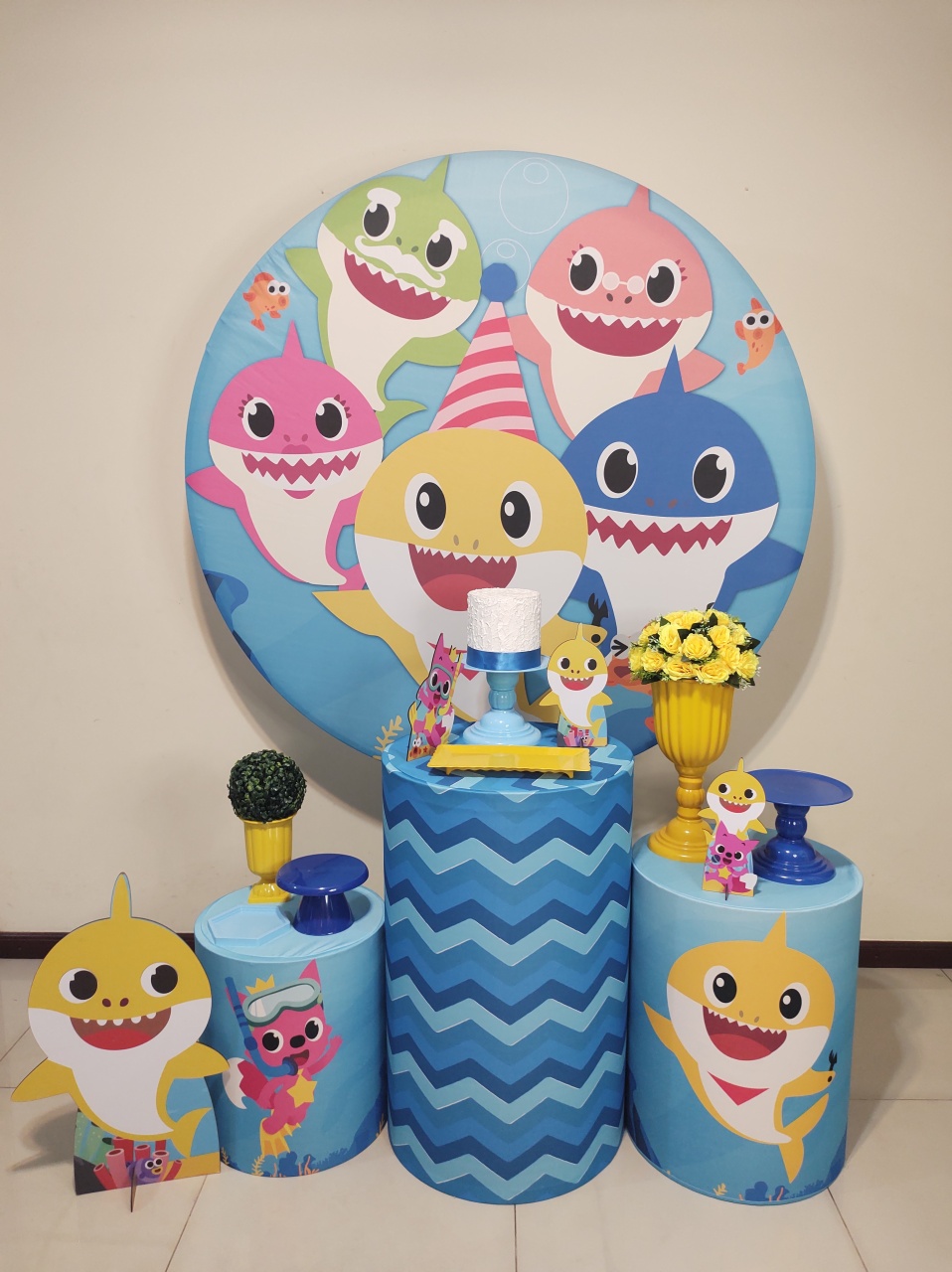 Baby Shark Meninos Kit 1 - Senhora Pig Pegue e Monte 
