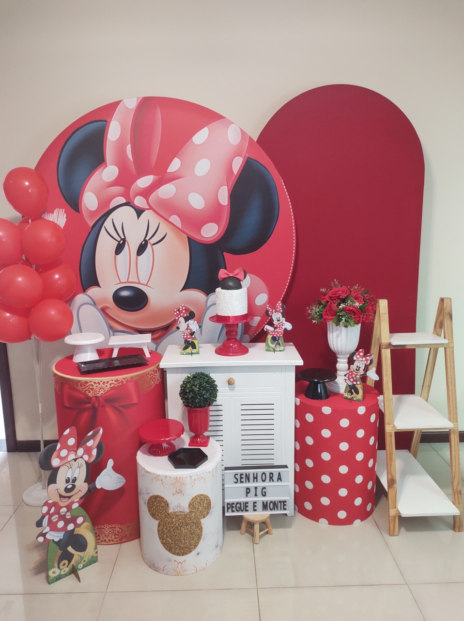Minnie Vermelha Kit 3 - Senhora Pig Pegue e Monte 