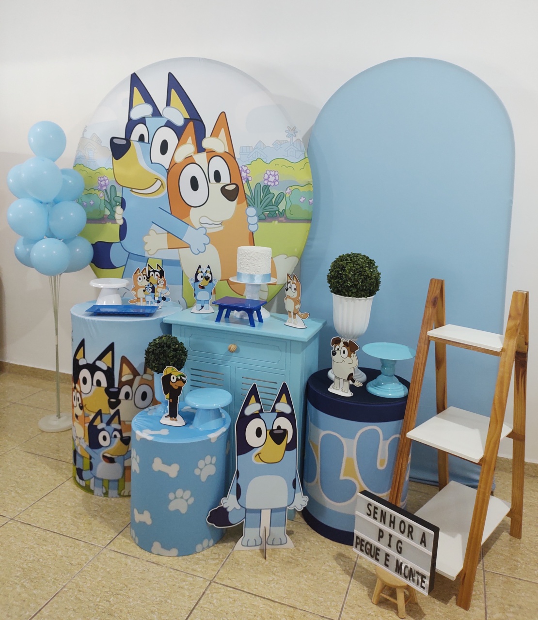 Bluey Menino Kit 3 - Senhora Pig Pegue e Monte 