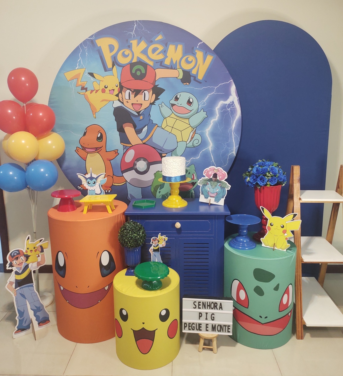 Pokémon Kit 3 - Senhora Pig Pegue e Monte 