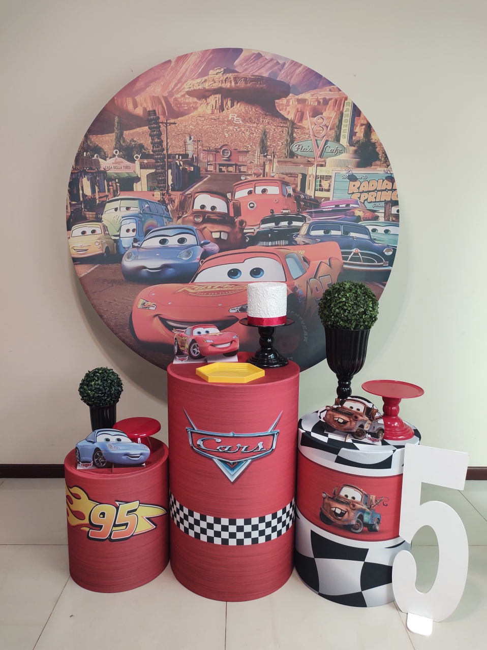 Relâmpago Mcqueen ( Carros ) Kit 1 - Senhora Pig Pegue e Monte 