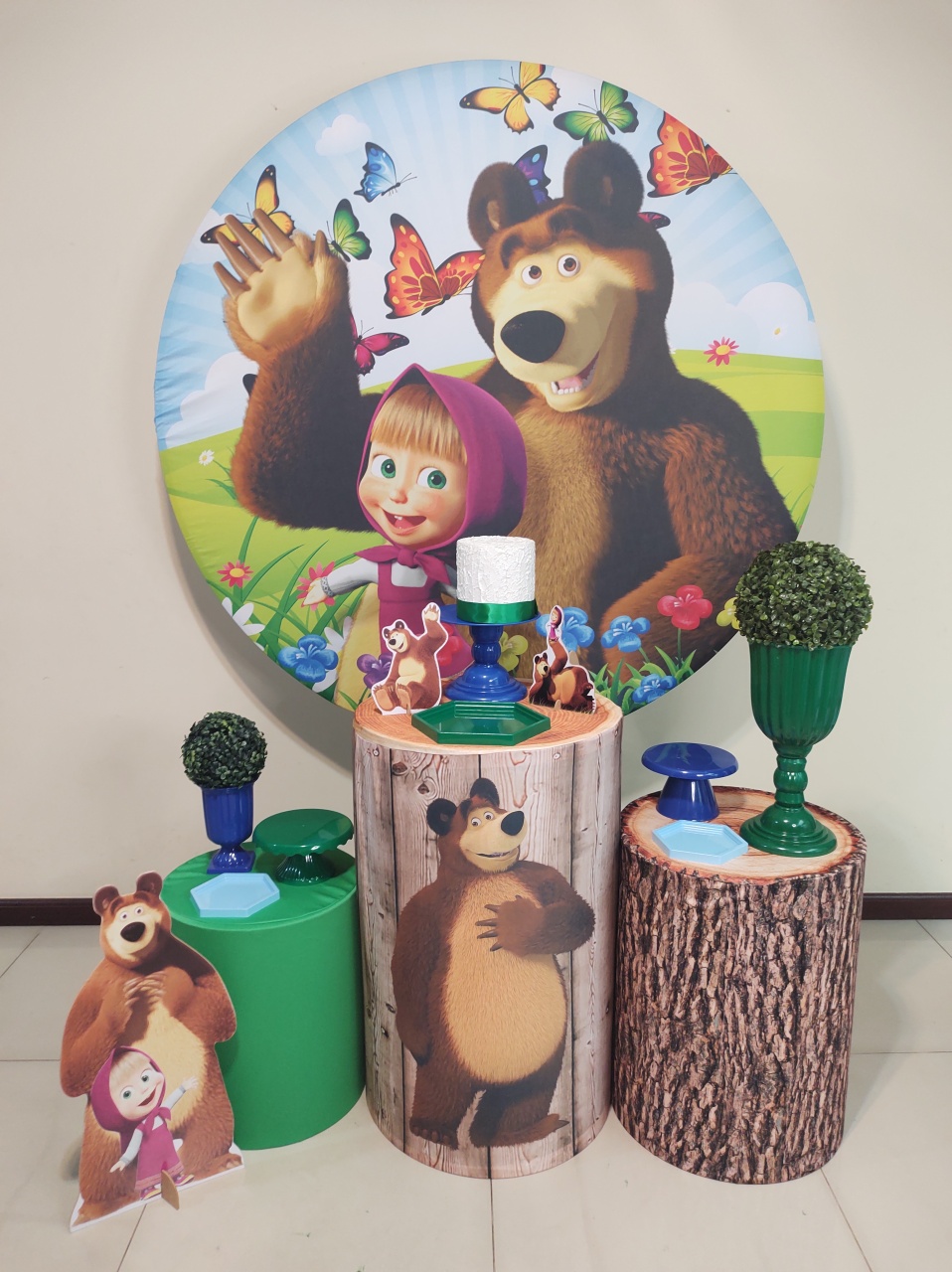 Masha E O Urso Meninos Kit 1 - Senhora Pig Pegue e Monte 