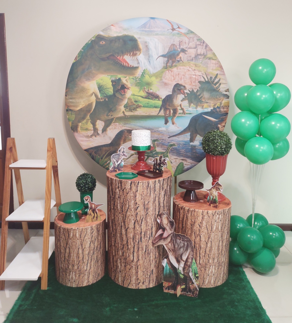 Dinossauro Kit 2 - Senhora Pig Pegue e Monte 
