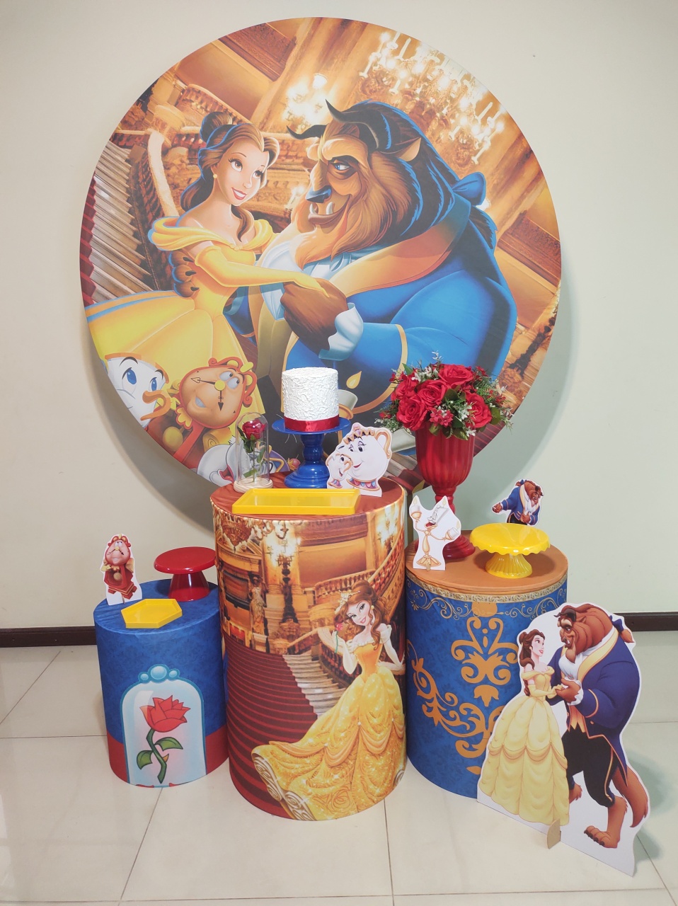A Bela E A Fera Kit 1 - Senhora Pig Pegue e Monte 