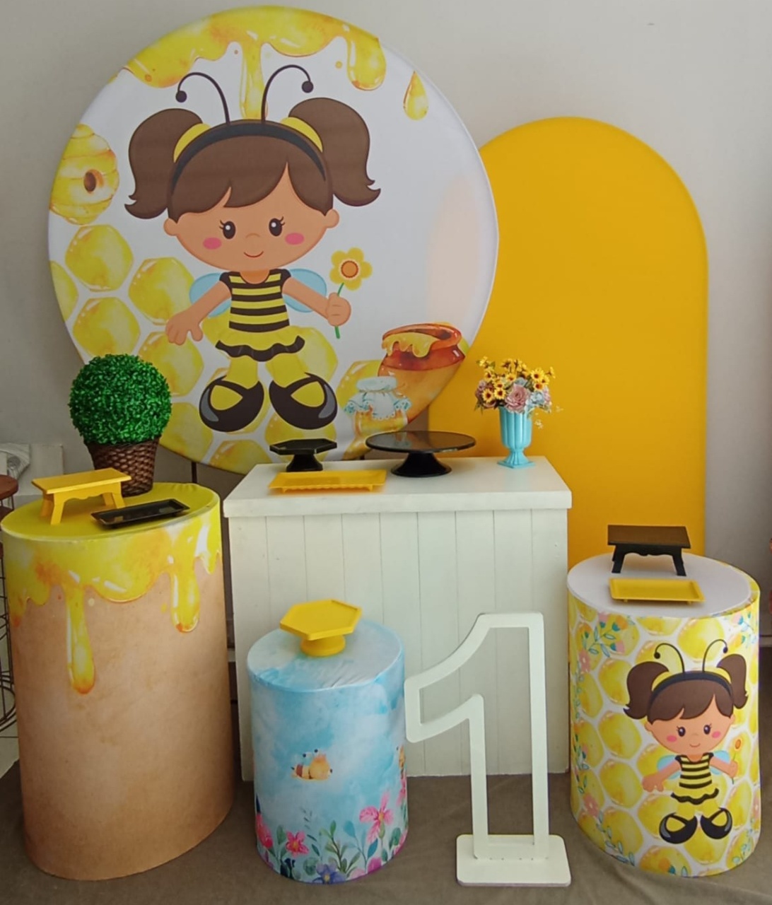 Abelhinha "G" - Loja pegue monte rc decoração