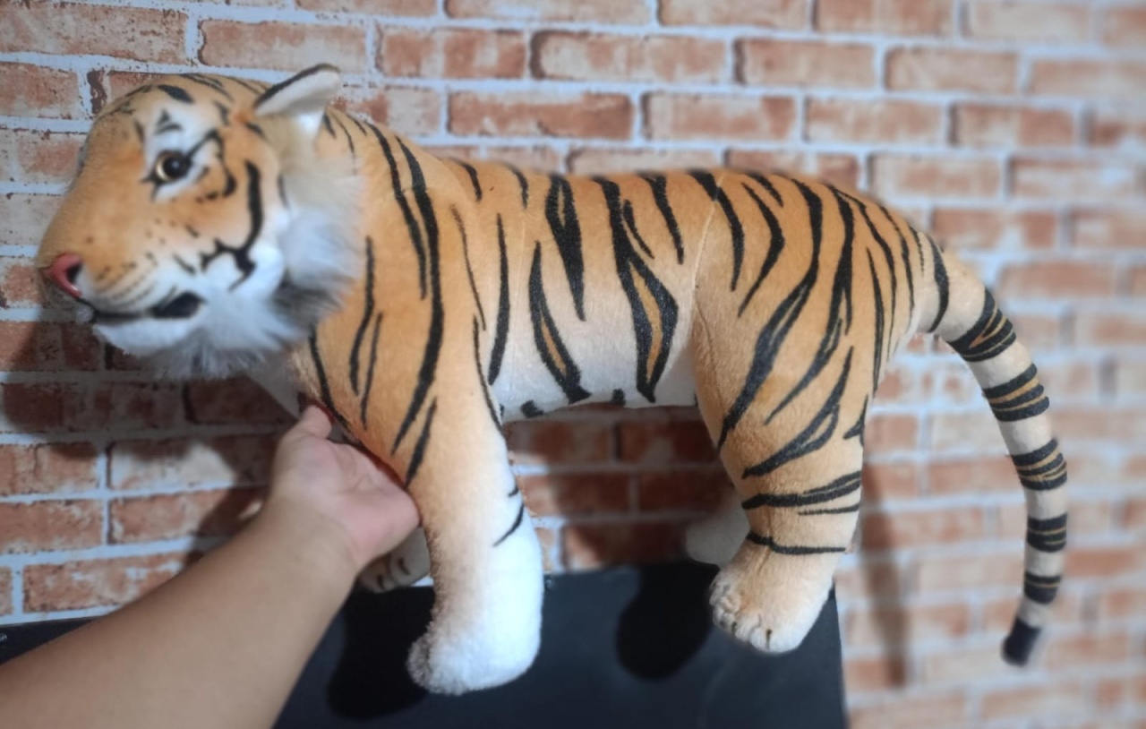 Tigre G Em Pe - RM Festas