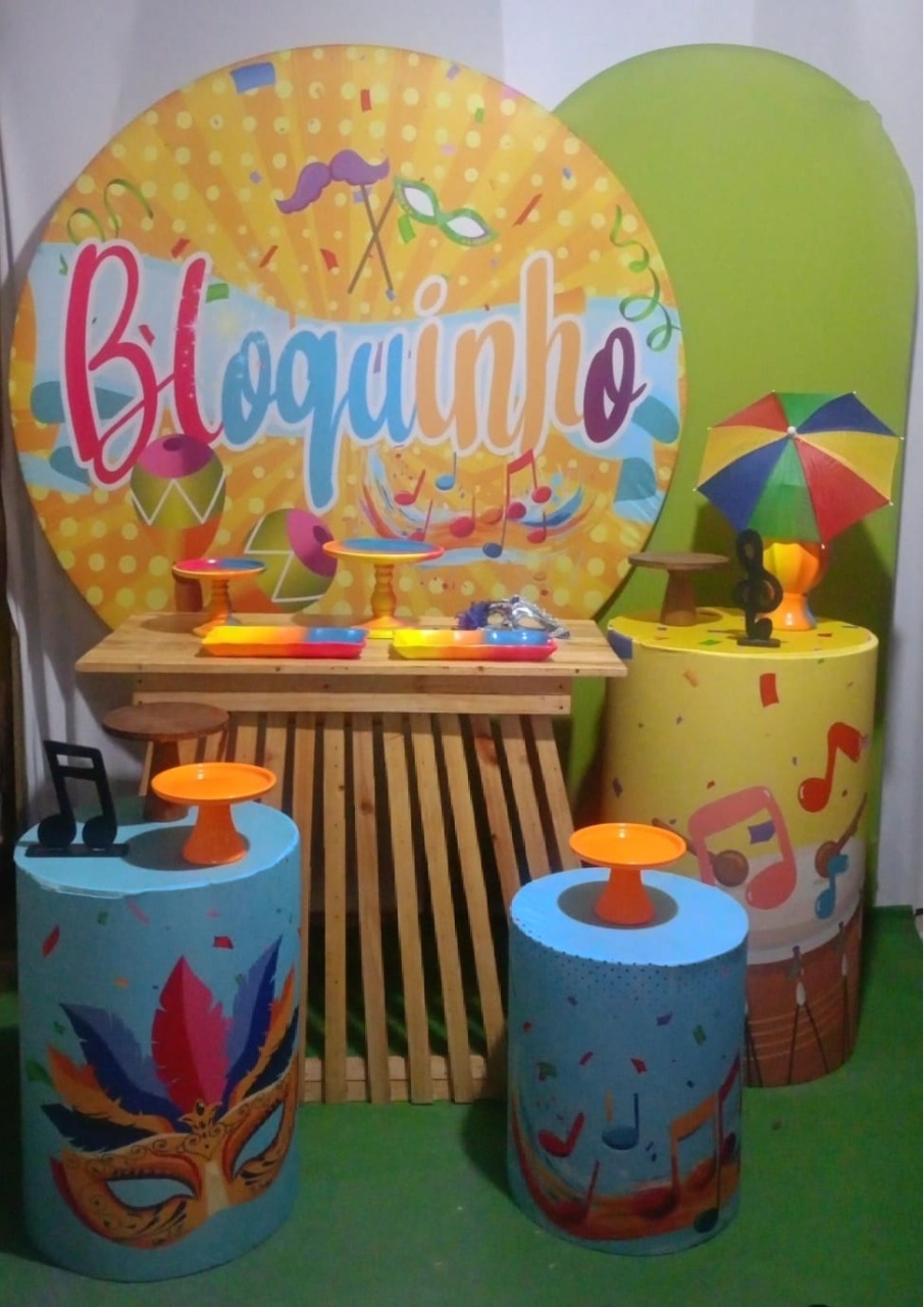 Kit Sublimado Carnaval Bloquinho Com Acessórios - RM Festas