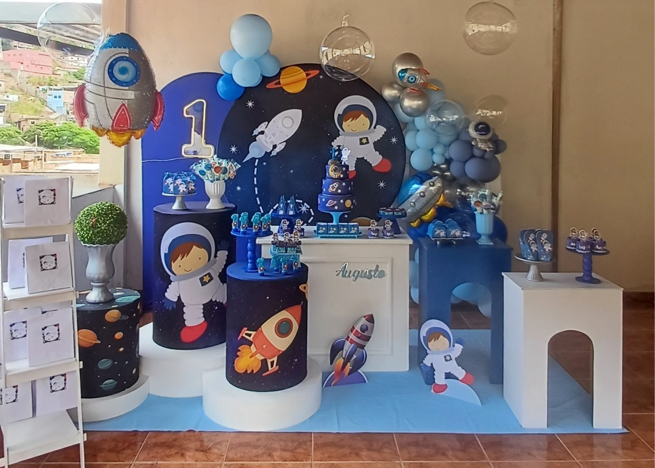 Kit Super Luxo Astronalta  - Vanessa Alexandra Conrado 