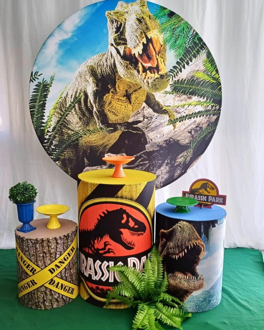 Dinossauro Econômico  - Vanessa Alexandra Conrado 