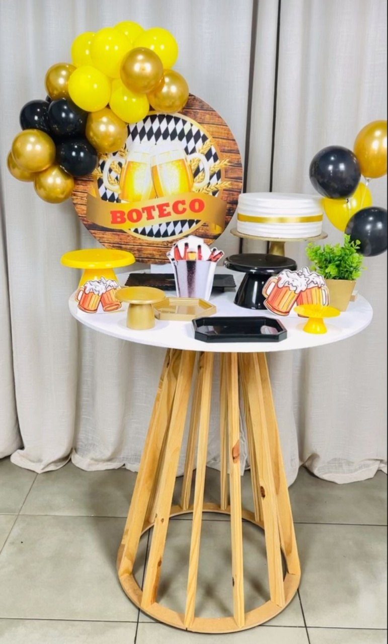 Kit Composto Com Balão - Boteco  - É Só Um Bolinho Locações 