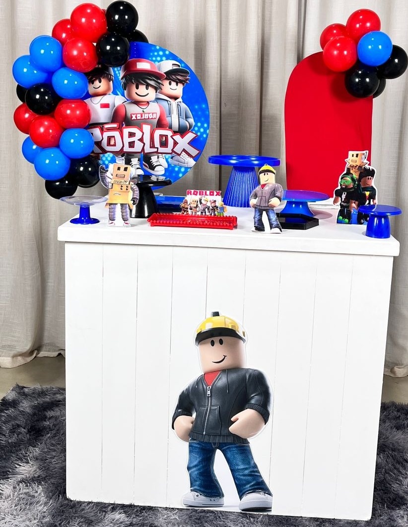 Kit Mini Festa Basic Sem Led - Roblox 2 - É Só Um Bolinho Locações 