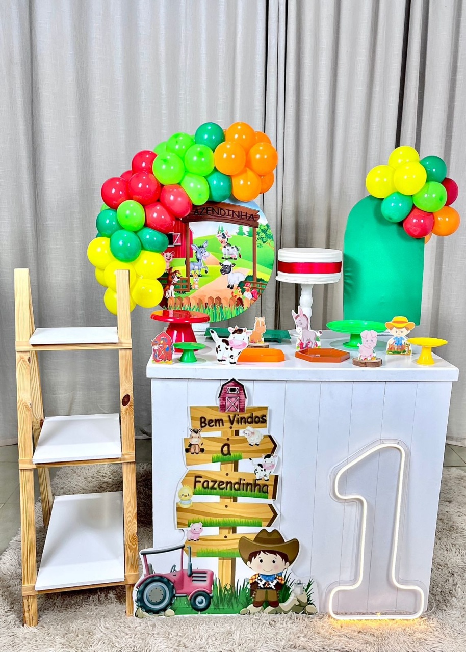 Kit Mini Festa Standard Com Balão - Fazendinha 2 - É Só Um Bolinho Locações 
