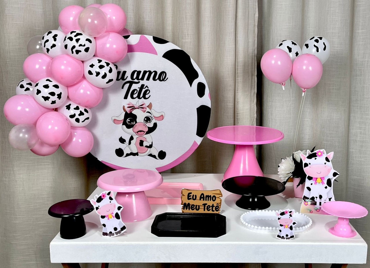 Kit Mesa Com Balão - Eu Amo Meu Tetê  - É Só Um Bolinho Locações 
