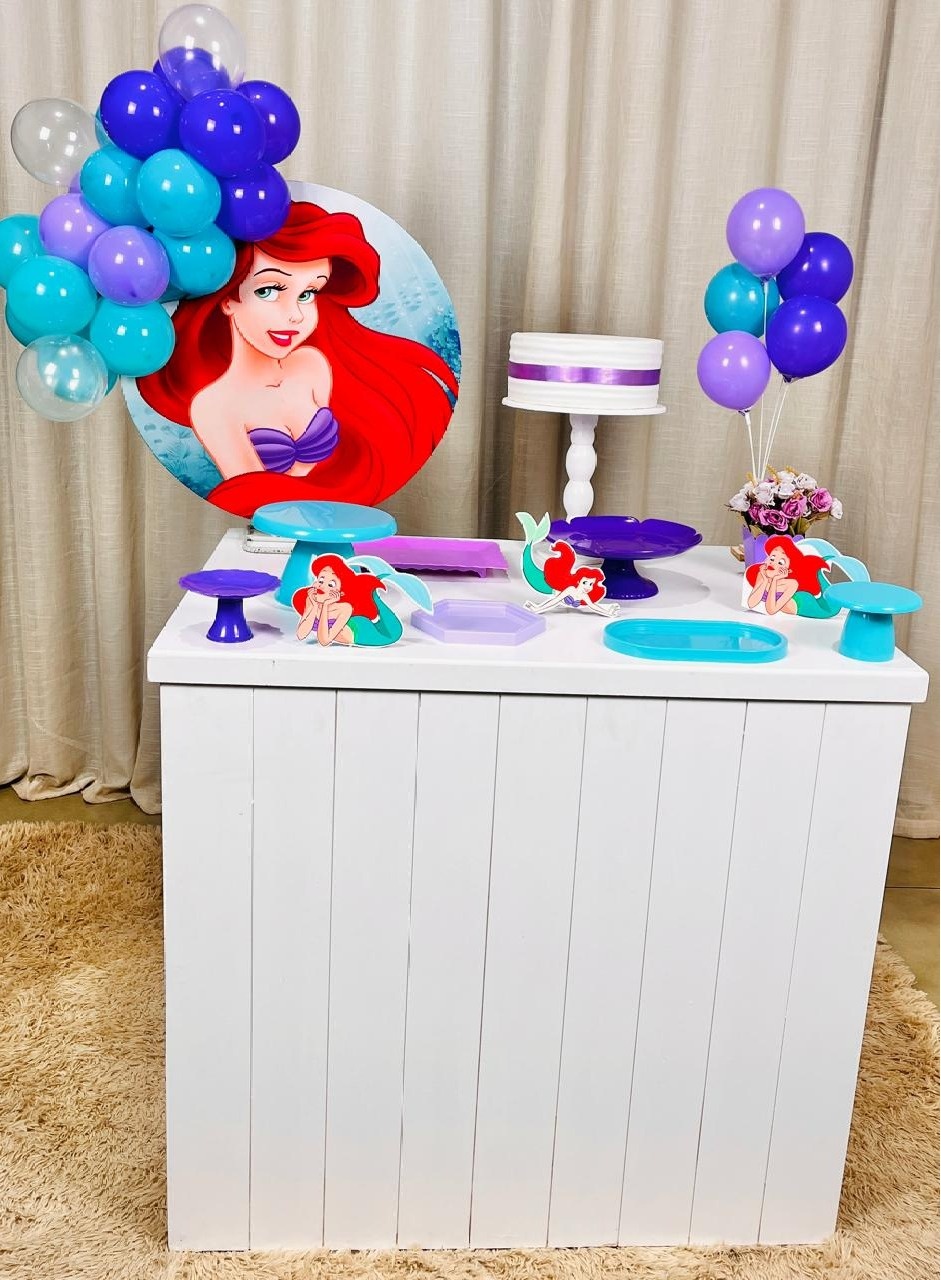 Kit Composto Com Balão - Sereia Ariel  - É Só Um Bolinho Locações 