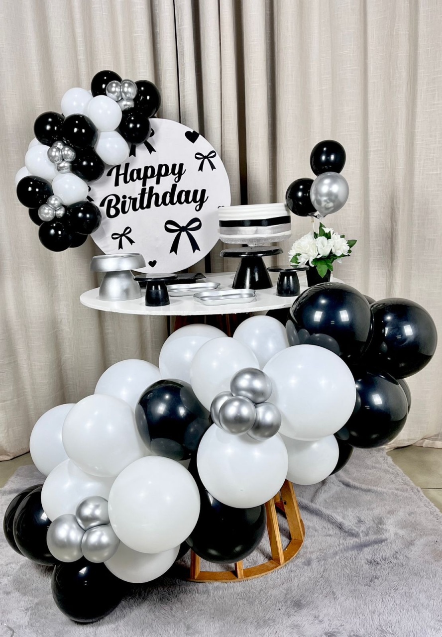 Kit Composto Com Balão - Happy Birthday 10 - É Só Um Bolinho Locações 