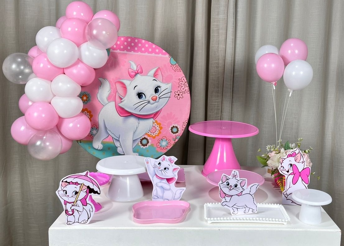 Kit Mesa Com Balão -  Gatinha Marie  - É Só Um Bolinho Locações 