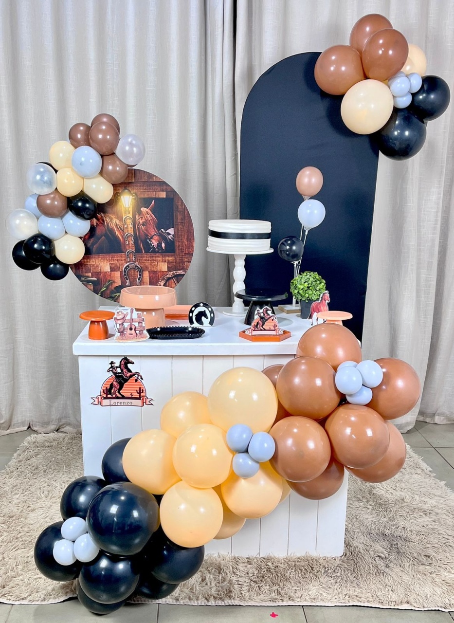 Mini Festa Gold Plus Sem Led - Cavalo - É Só Um Bolinho Locações 