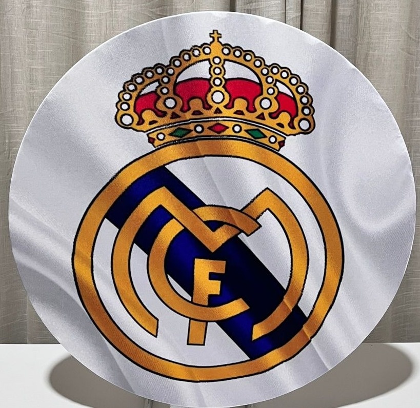 Kit Mesa Com Balão -  Real Madrid 2 - É Só Um Bolinho Locações 