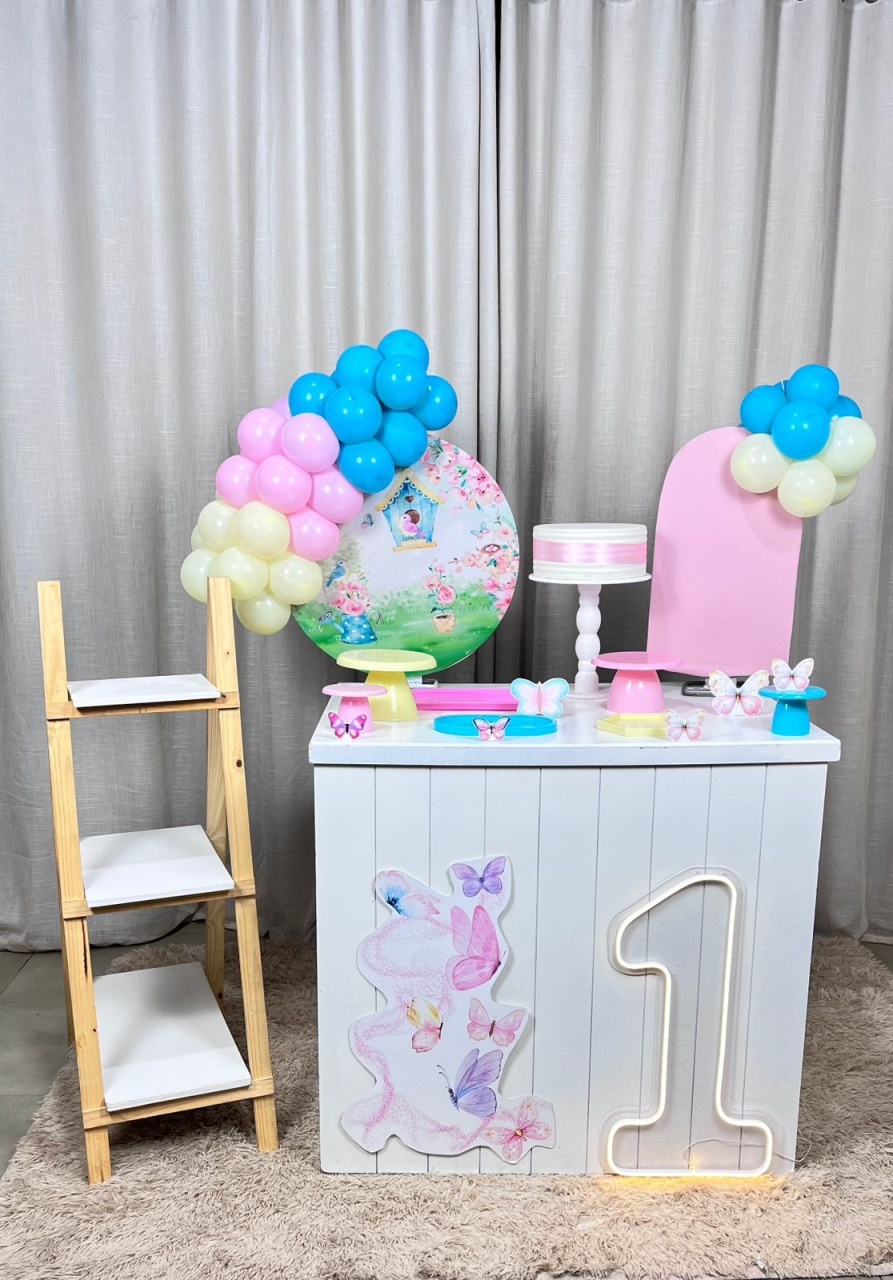 Kit Mini Festa Standard Com Balão - Jardim Encantado 3 - É Só Um Bolinho Locações 