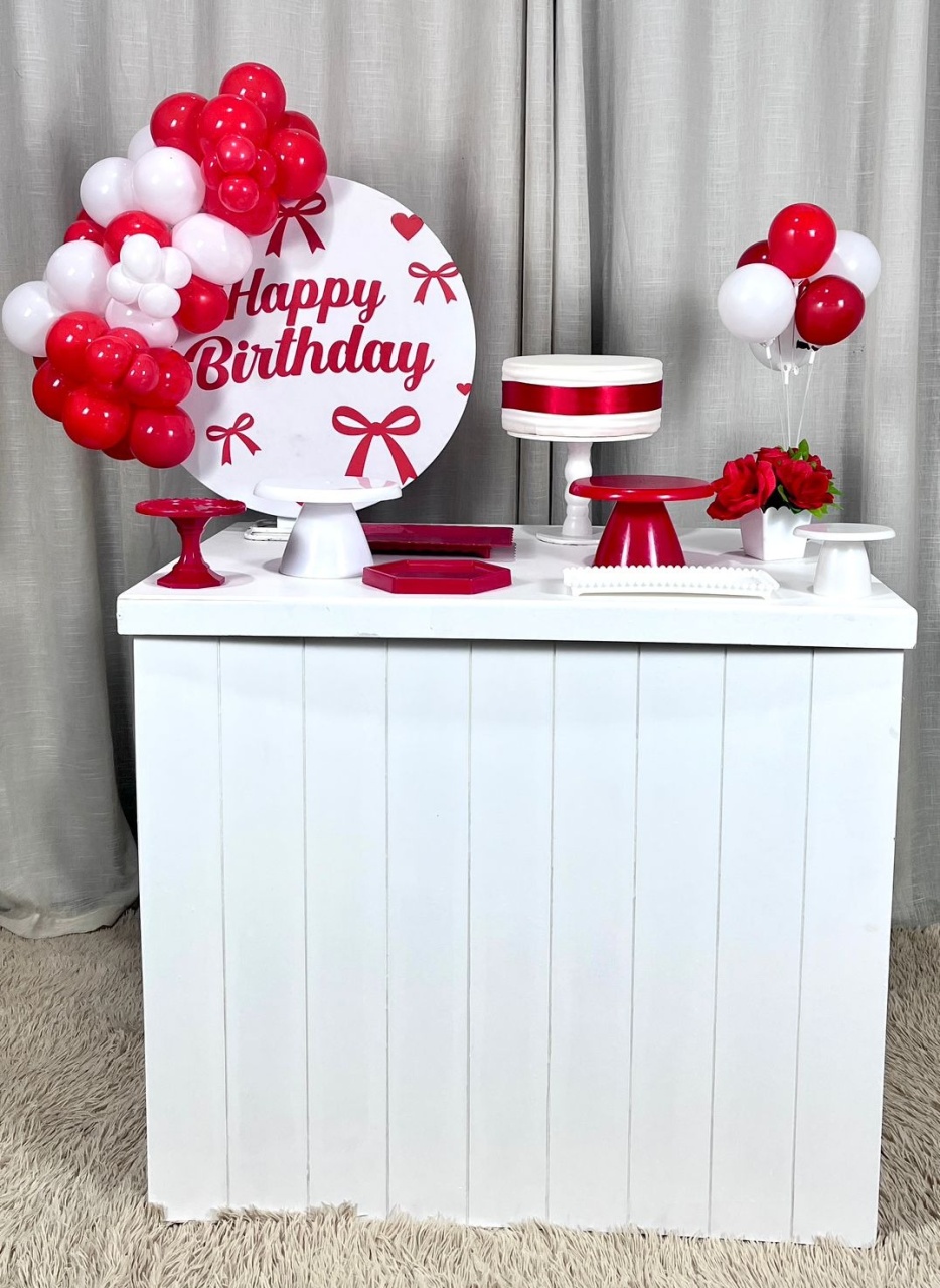 Kit Composto Com Balão - Happy Birthday 12 - É Só Um Bolinho Locações 