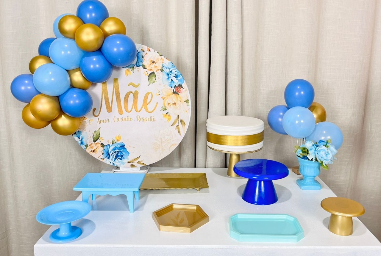 Kit Mesa Com Balão -  Dia das Mães 2 - É Só Um Bolinho Locações 
