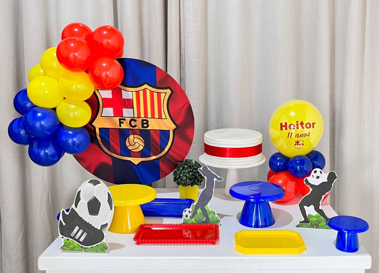 Kit Mesa Box de Balão - Barcelona  - É Só Um Bolinho Locações 