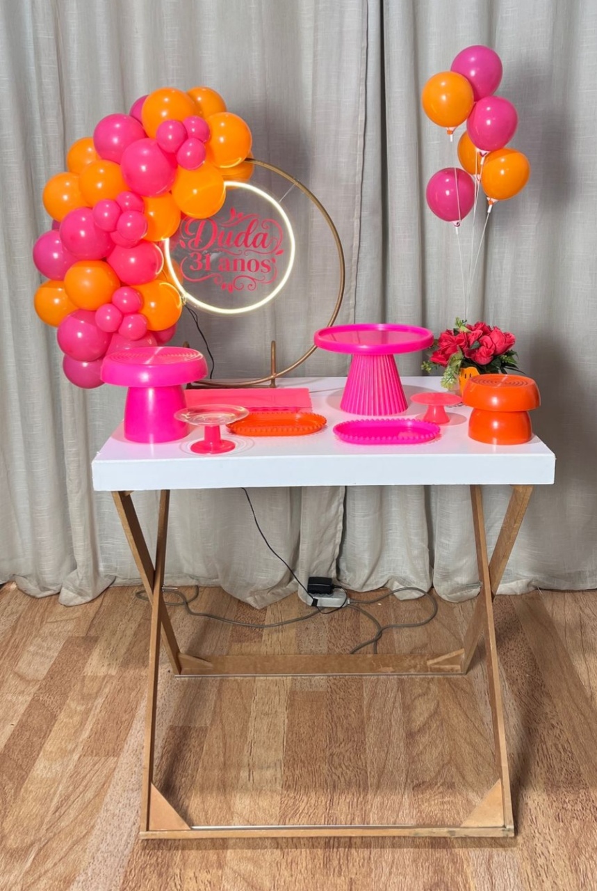 Kit Composto Com Balão-Led Personalizado - É Só Um Bolinho Locações 