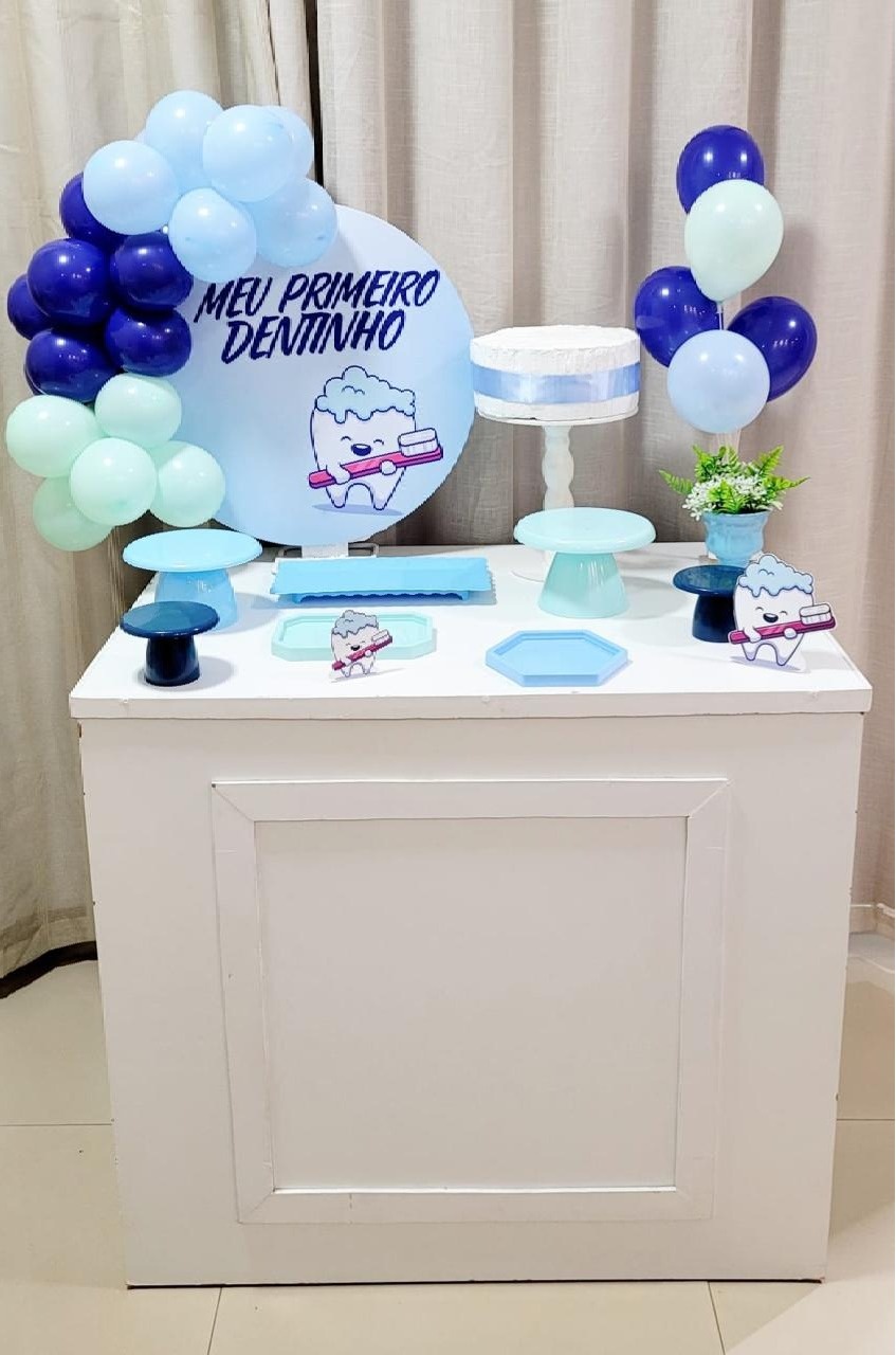 Kit Composto Com Balão -  Meu Primeiro Dentinho  - É Só Um Bolinho Locações 