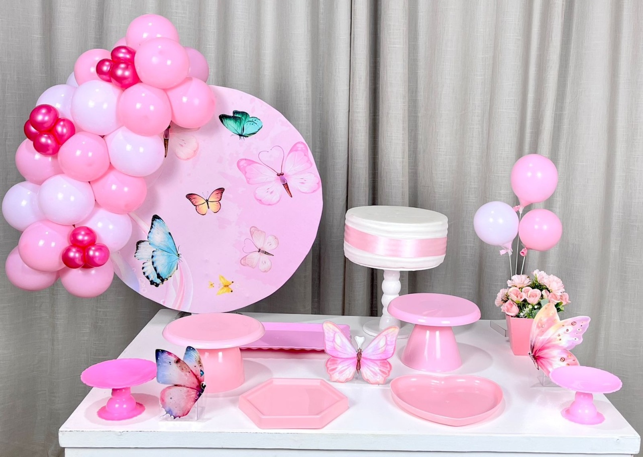 Kit Mesa Com Balão - Borboleta Rosa - É Só Um Bolinho Locações 