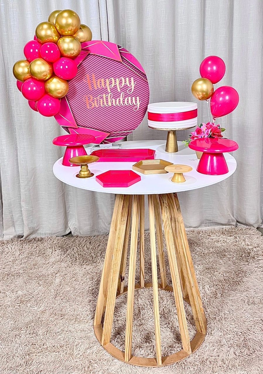 Kit Composto Com Balão - Happy Birthday 5 - É Só Um Bolinho Locações 