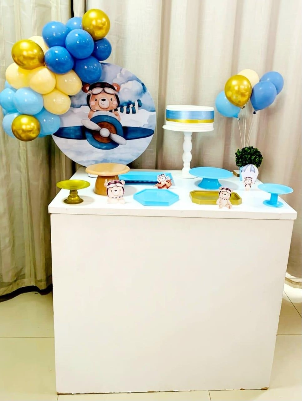 Kit Composto Com Balão - Ursinho Aviador 2 - É Só Um Bolinho Locações 