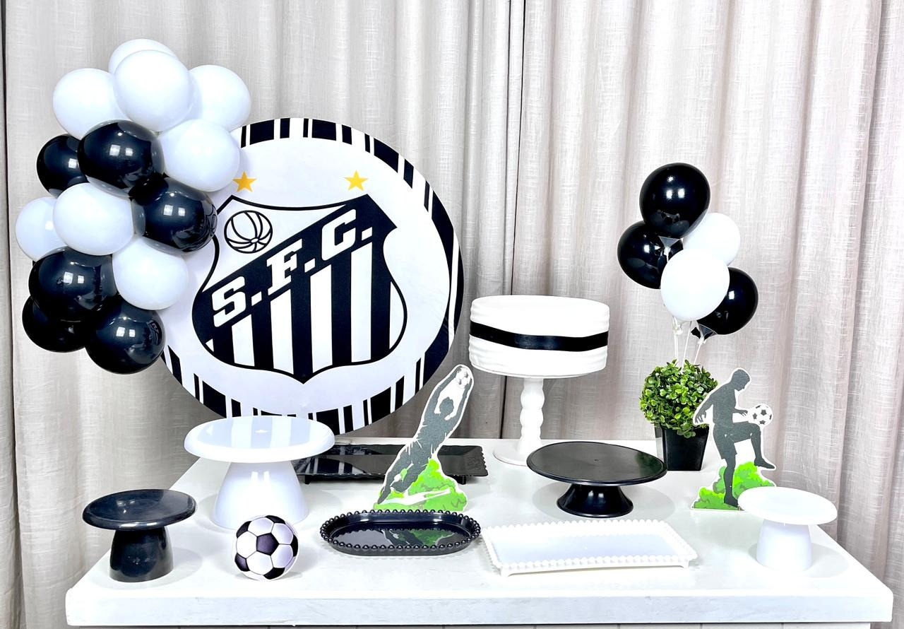 Kit Mesa Com Balão -  Santos - É Só Um Bolinho Locações 