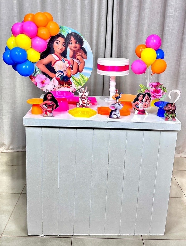 Kit Composto Com Balão - Moana 2 - É Só Um Bolinho Locações 