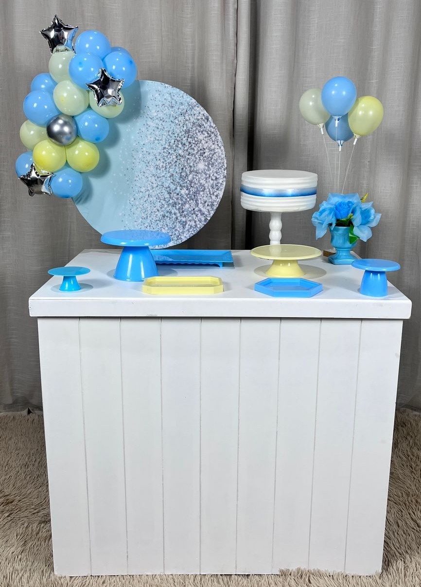 Kit Composto Com Balão - Degrade Azul - É Só Um Bolinho Locações 