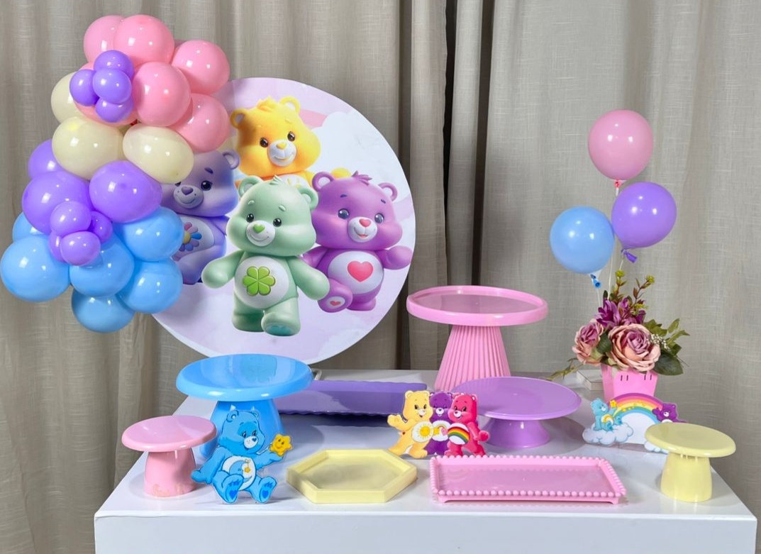 Kit Mesa Com Balão - Ursinhos Carinhosos  - É Só Um Bolinho Locações 