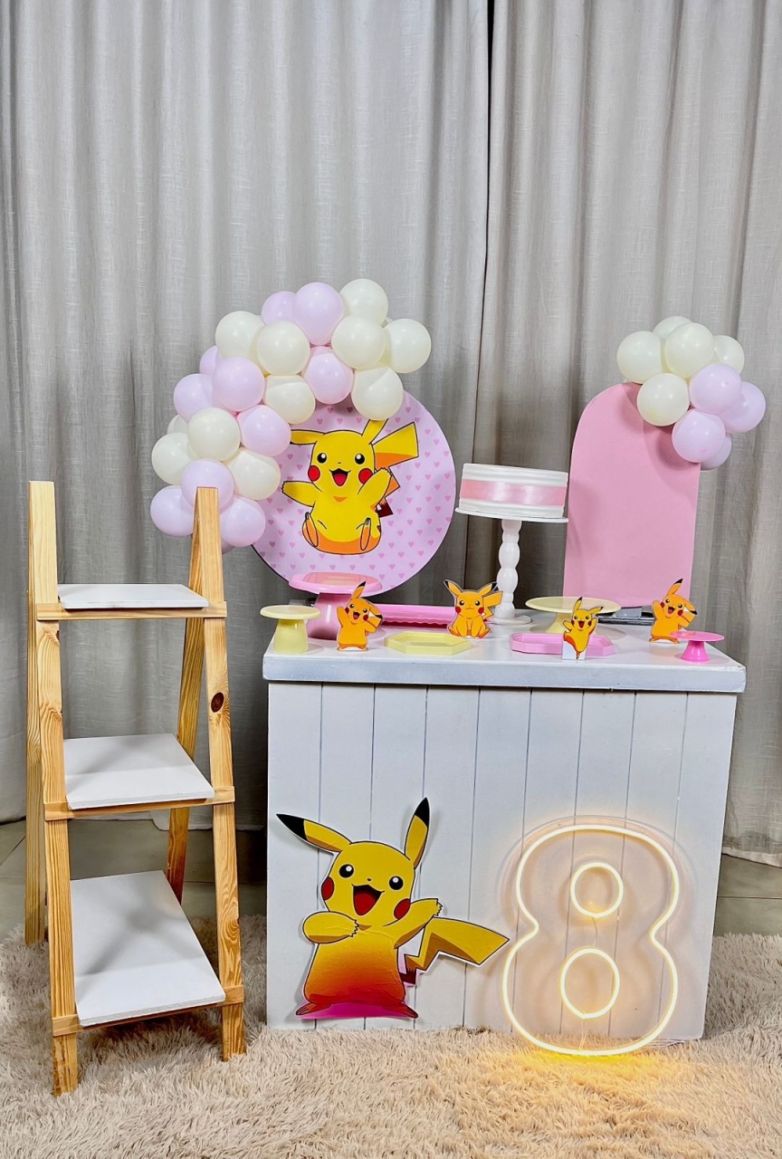 Kit Mini Festa Standard Com Balão - Pikachu - É Só Um Bolinho Locações 