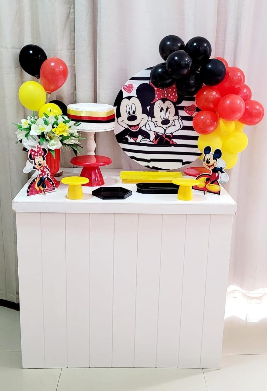 Kit Composto Com Balão - Mickey E Minie  1 - É Só Um Bolinho Locações 