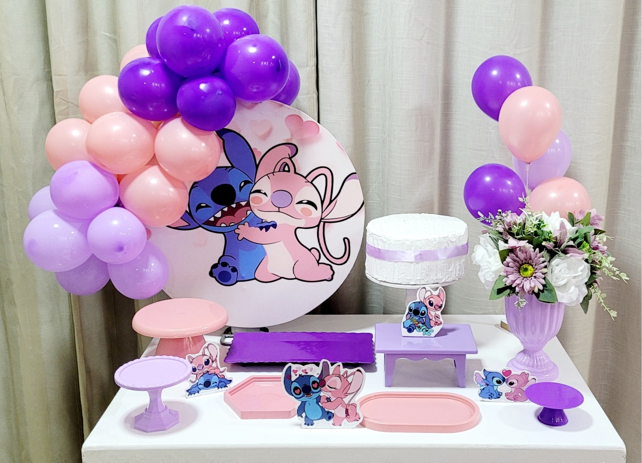 Kit Mesa Com Balão -  Stitch E Angel 1 - É Só Um Bolinho Locações 