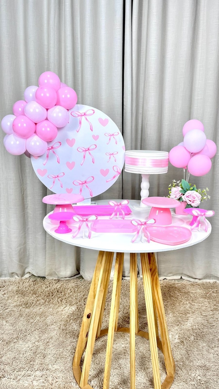 Kit Composto Com Balão - Laço 2 - É Só Um Bolinho Locações 