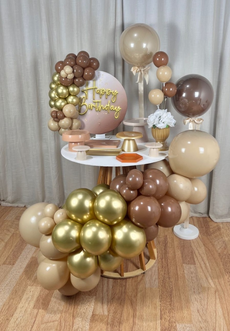 Mini Festa Gold Basic -Happy Birthday Bege. - É Só Um Bolinho Locações 
